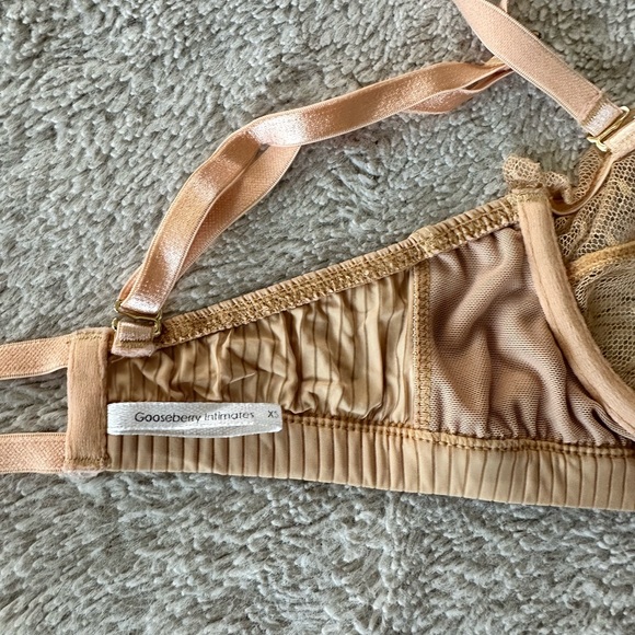 Gooseberry Intimates Balconette Bra - Picture 6 of 7
